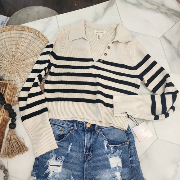[ HAPPILY GREY] New w/ tags! CUTEST  cream/ navy striped COLLARED v-necK SWEATER - Picture 16 of 16